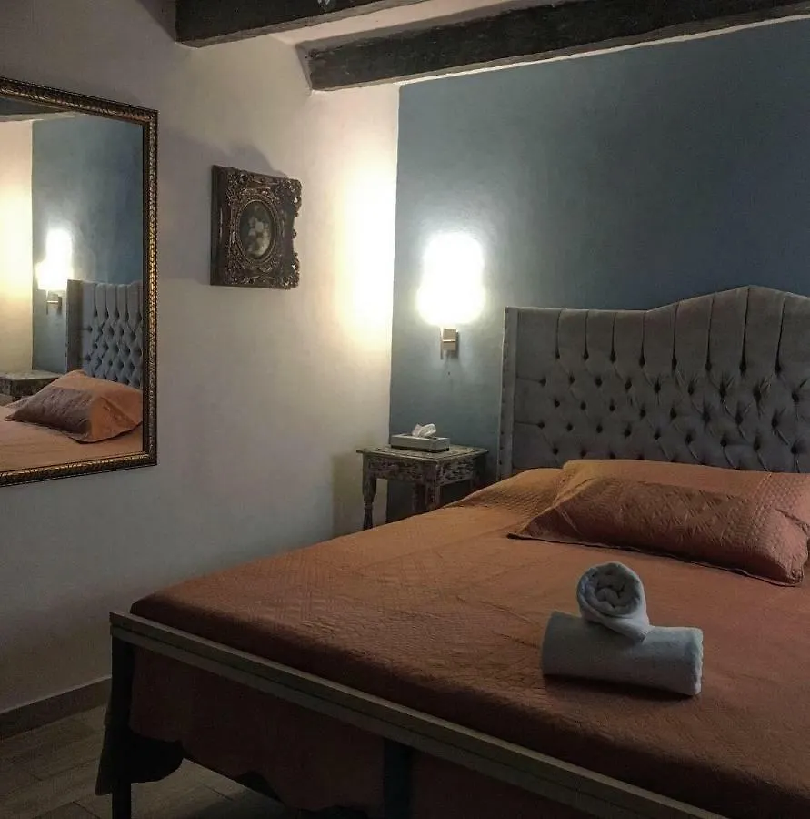 Hotel Dona Carlota Queretaro
